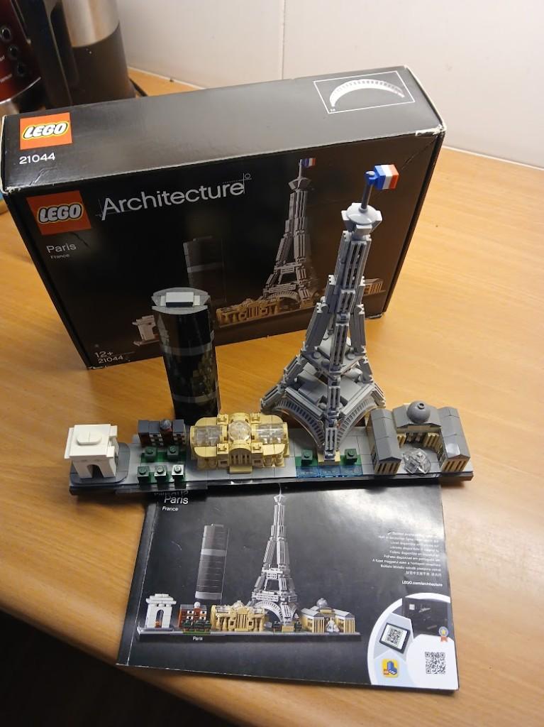 LEGO Architecture Paris 21044, Compleet, Lego, Architecture, Ophalen of Verzenden