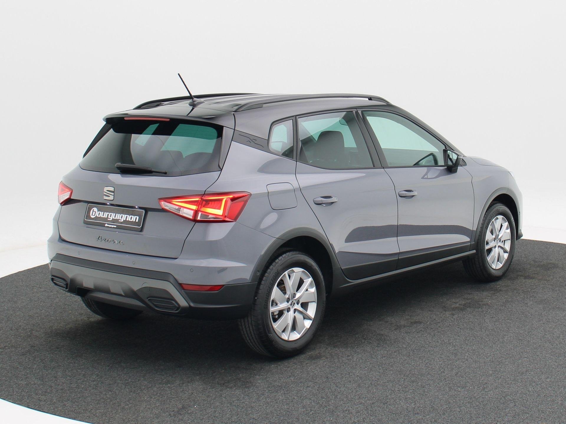 SEAT Arona Style Business Connect 1.0 TSI 115 PK | Automaat, Auto's, 1131 kg, Stof, Automatische klimaatregeling, Origineel Nederlands