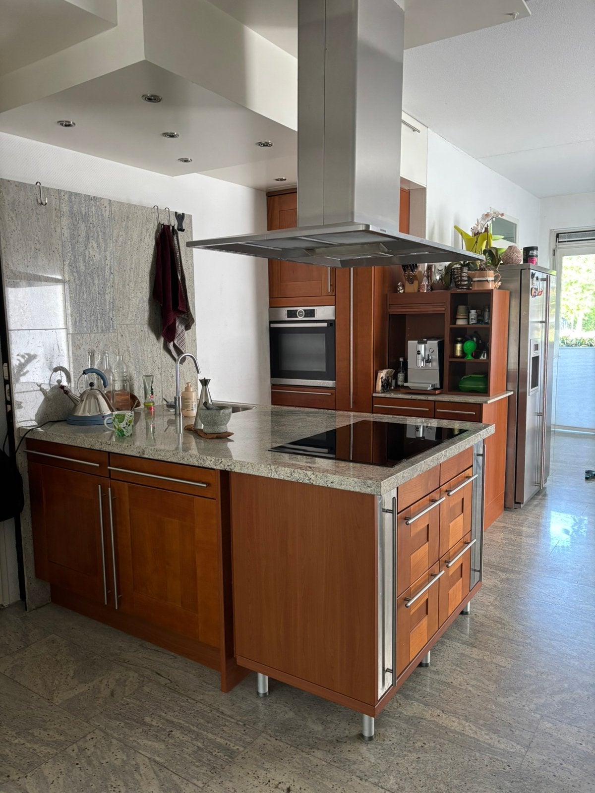 Semi kookeiland Kersenhouten keuken met rvs en graniet blad, Ophalen, Gebruikt, Overige typen, Graniet of Steen