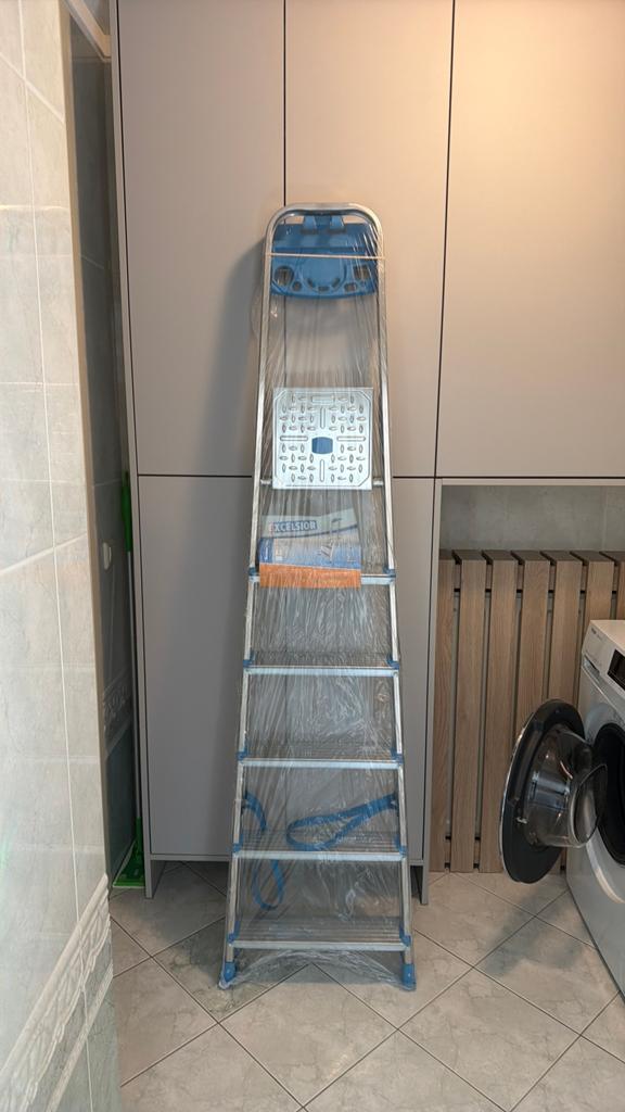 Nieuwe Excelsior Keukentrap - Handig en Compact, Doe-het-zelf en Verbouw, Ladders en Trappen, Trap, Nieuw, Ophalen of Verzenden