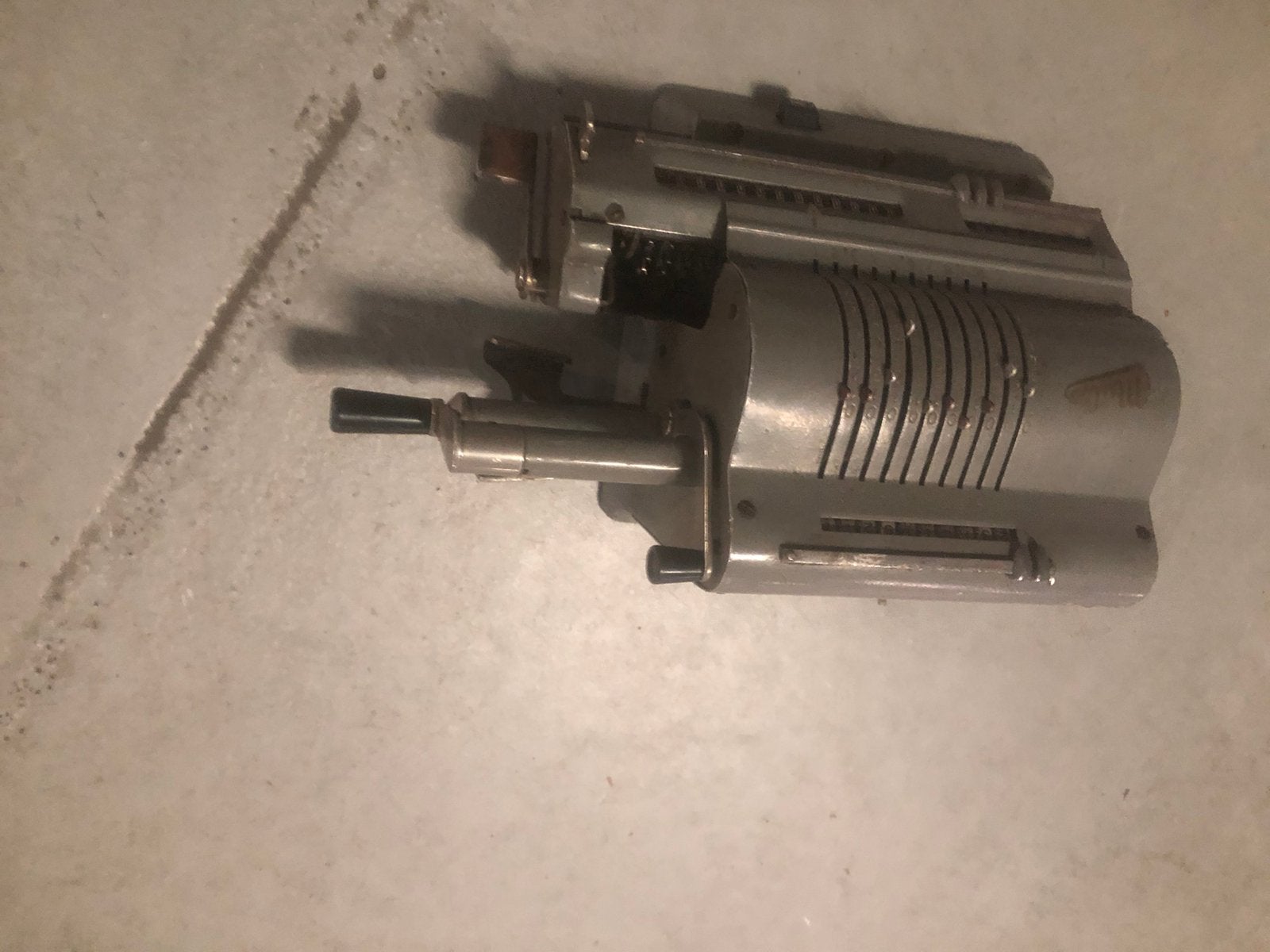 Antiek vintage mechanische rekenmachine, Ophalen of Verzenden, Gebruikt