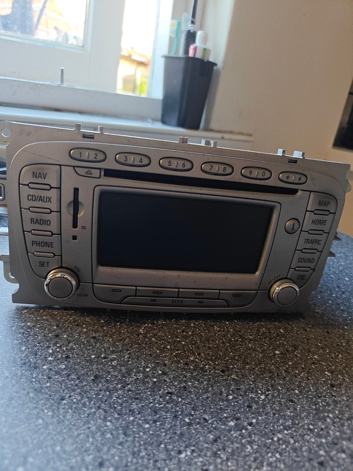 Ford auto radio met navigatie en CD/AUX, Ophalen of Verzenden, Gebruikt