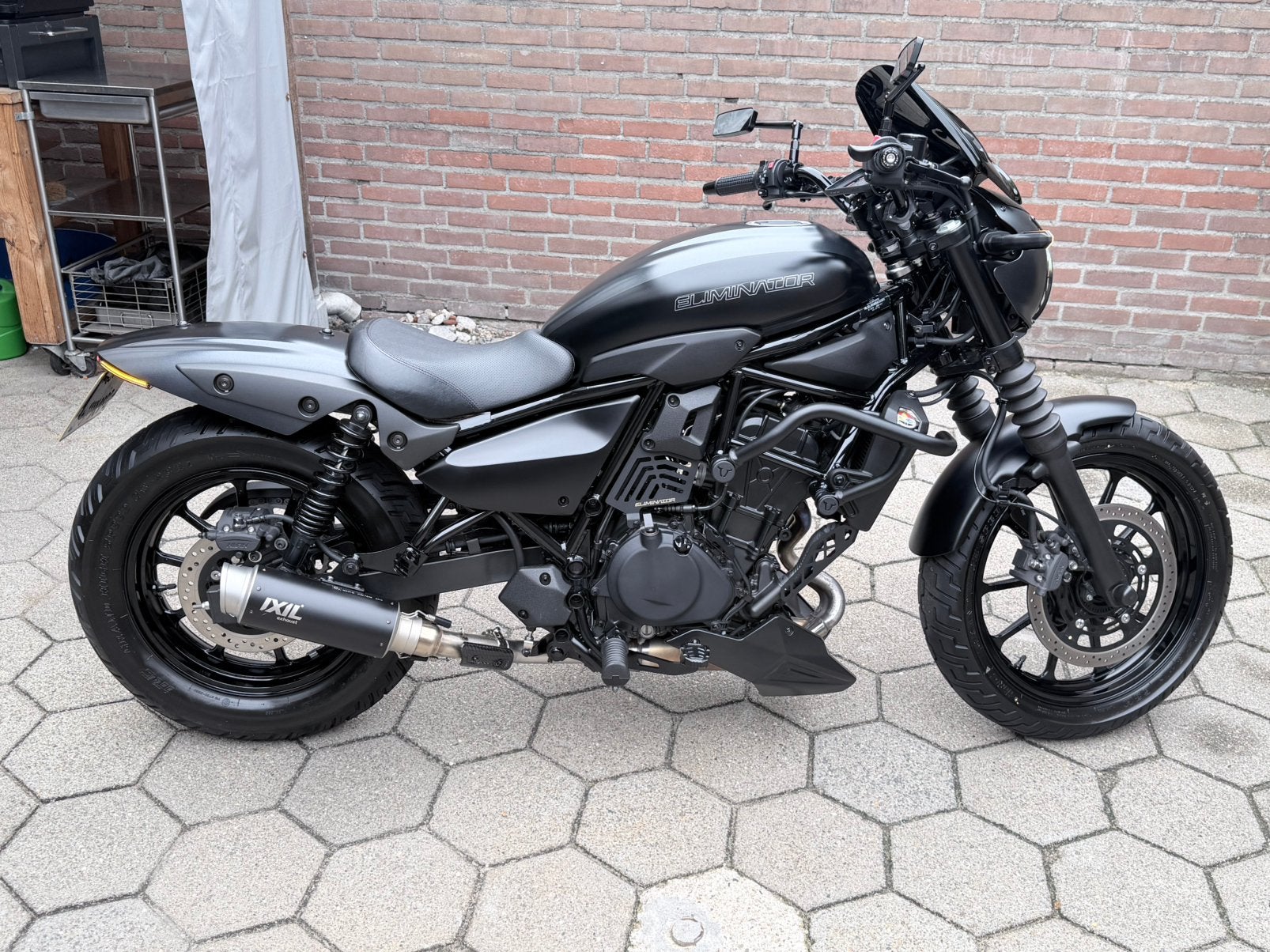Kawasaki eliminator 500 se 2025 vele modificaties, Motoren, 2 cilinders, Particulier, Minimaal motorrijbewijs A2, Handgeschakeld