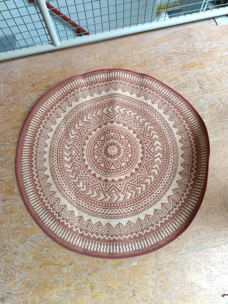 Rond kleed voor binnen of buiten, Ophalen, Gebruikt, Rond, Bruin
