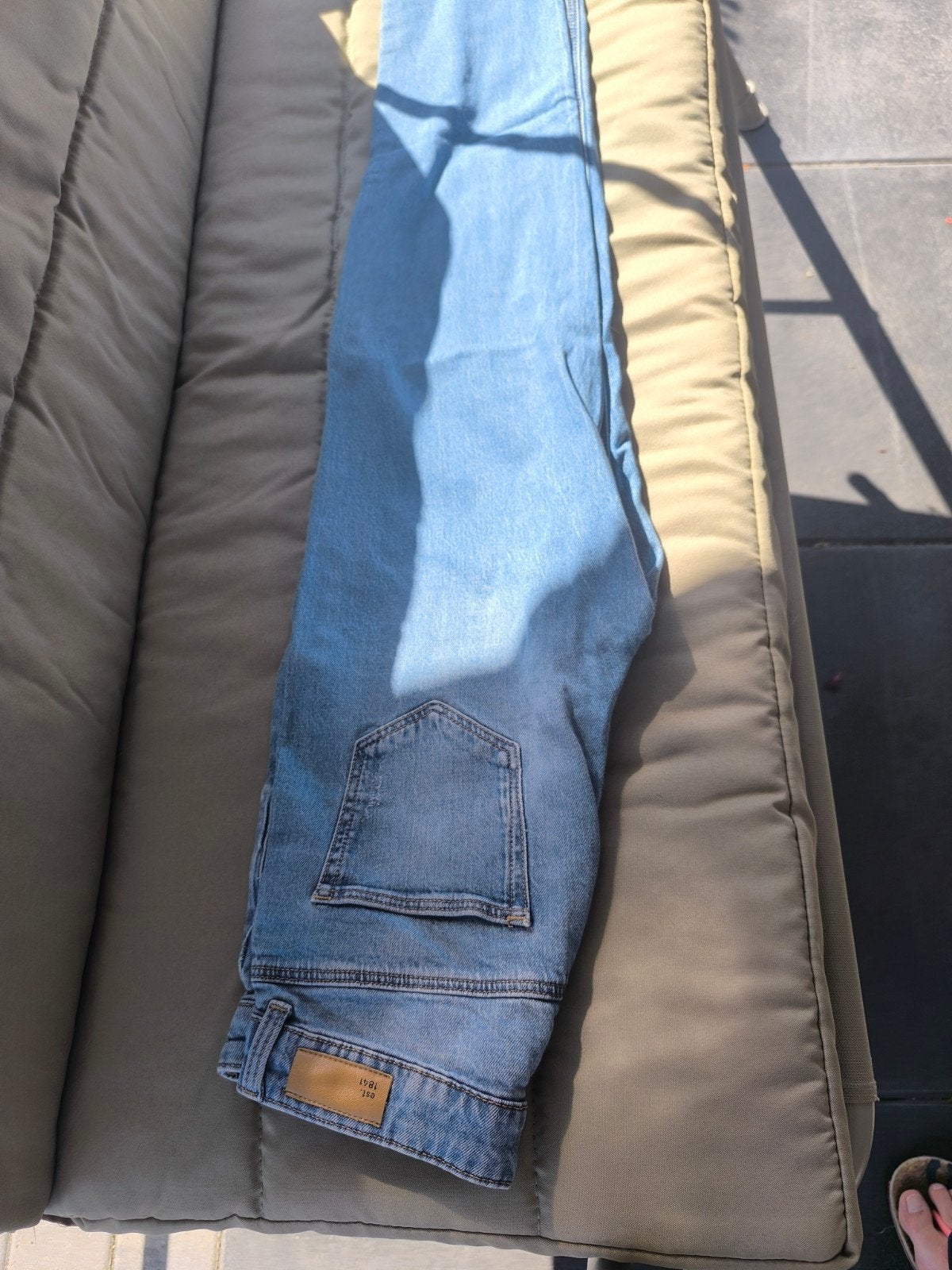 Only jeans - Lichtblauw en grijs -W27/32, Ophalen, Only, Blauw, W27 (confectie 34) of kleiner