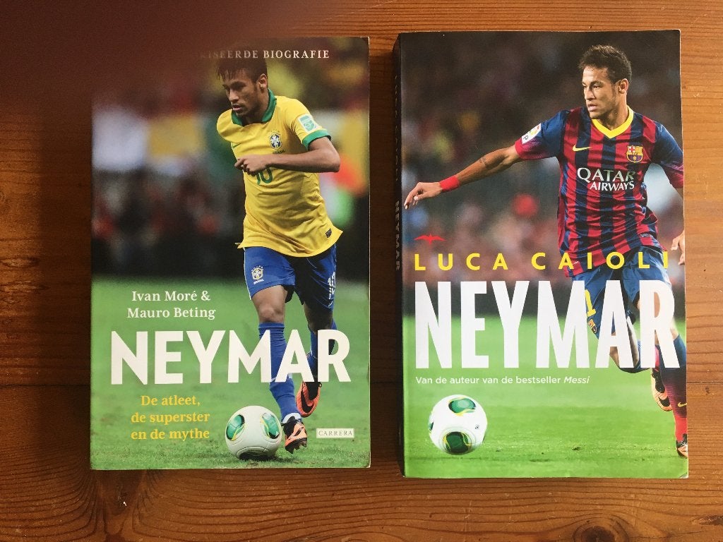 sportboek- - Neymar ( 2 stuks ), Ophalen of Verzenden, Zo goed als nieuw, Balsport