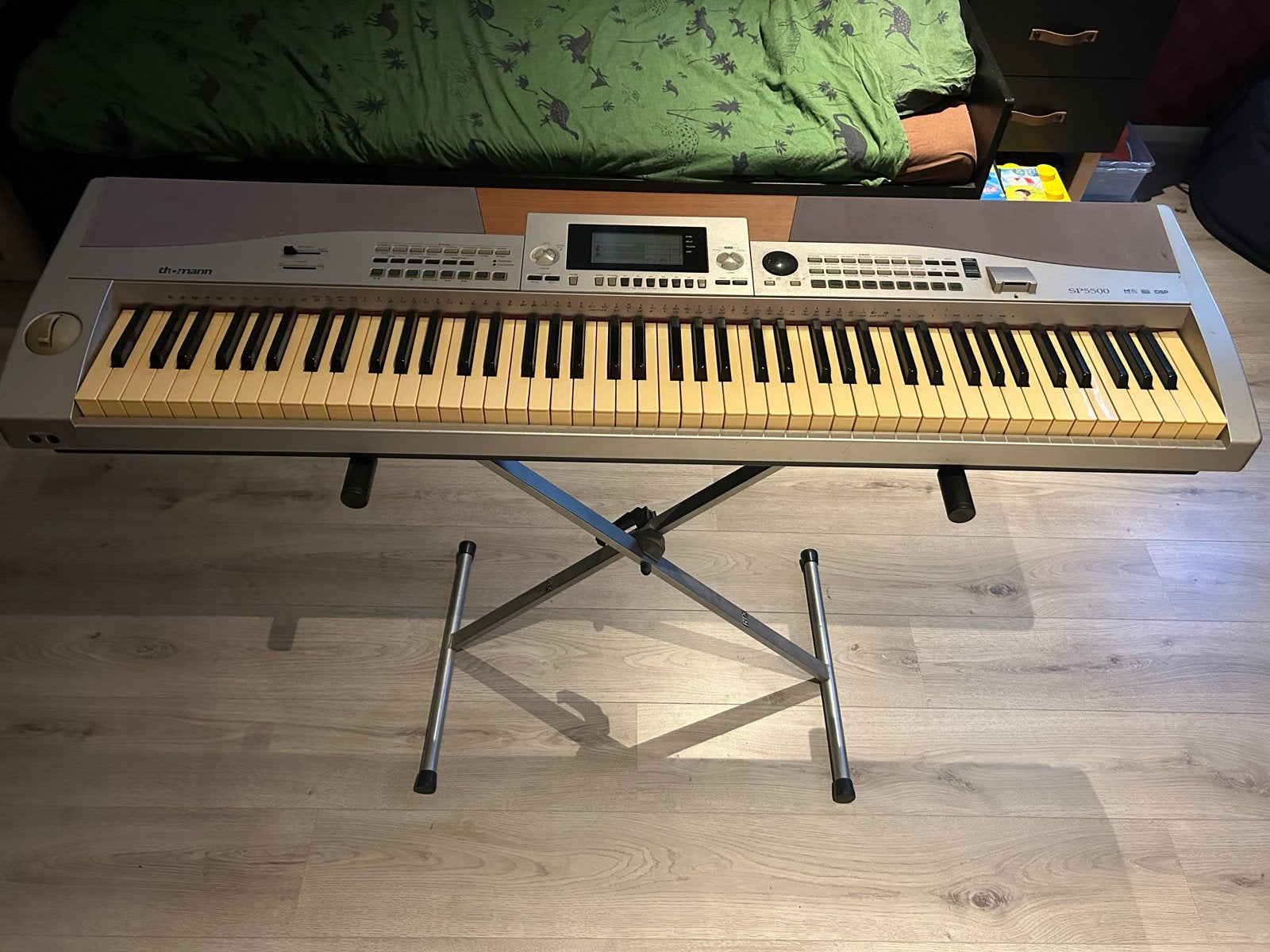Thomann  Medeli SP5500 Keyboard - Volumeknop defect, Gebruikt, Ophalen of Verzenden, Met standaard, Medeli