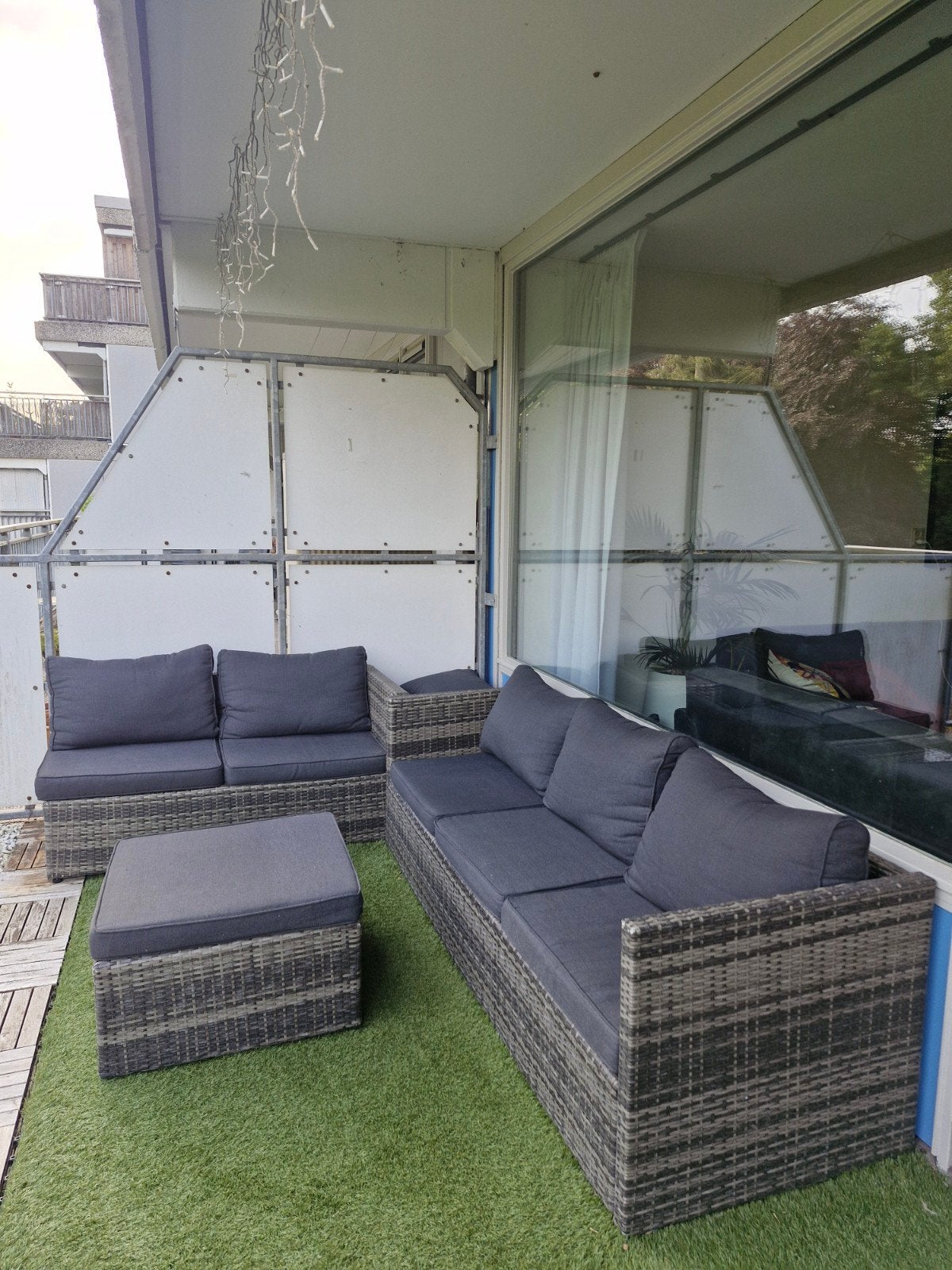Complete Wicker Loungeset met Kussens, Tuin en Terras, Tuinsets en Loungesets, Ophalen, 5 zitplaatsen, Gebruikt, Bank