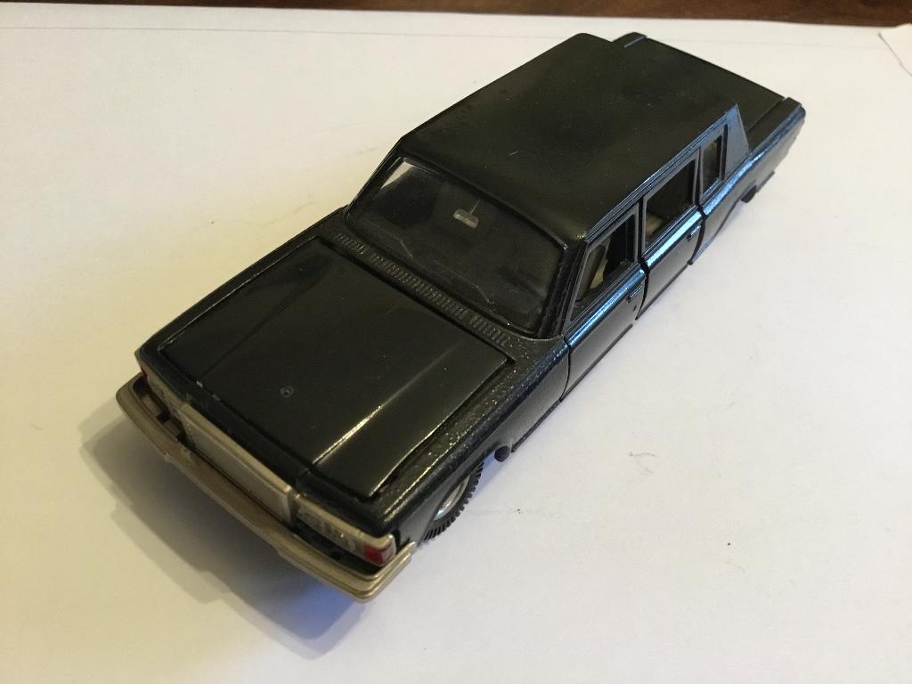 ZIL 115 - Russische Staats Limousine - Novoexport, Ophalen of Verzenden, Gebruikt, Auto, Overige merken