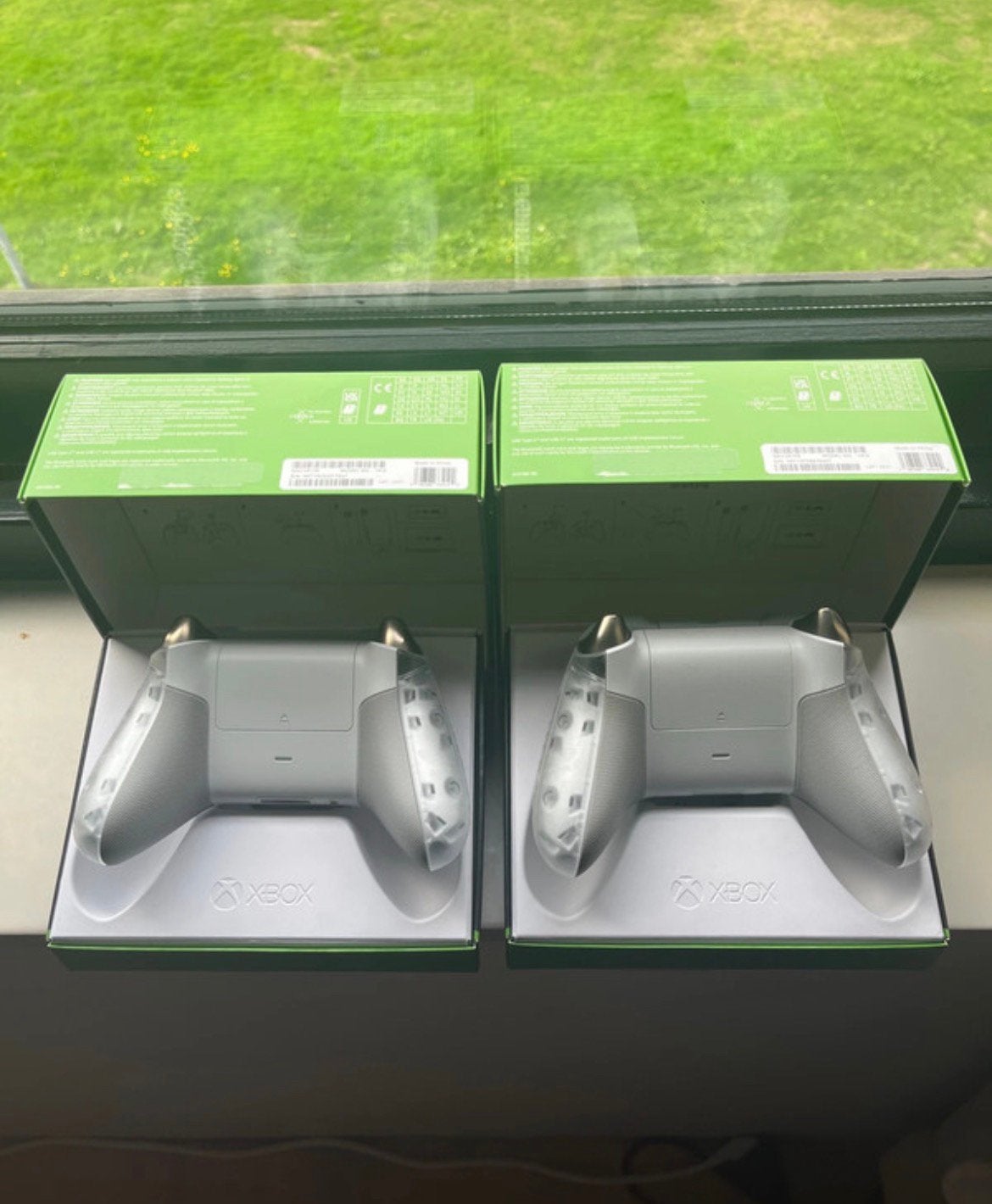 Foto 3 van Xbox series X|S GHOST CIPHIER controller
