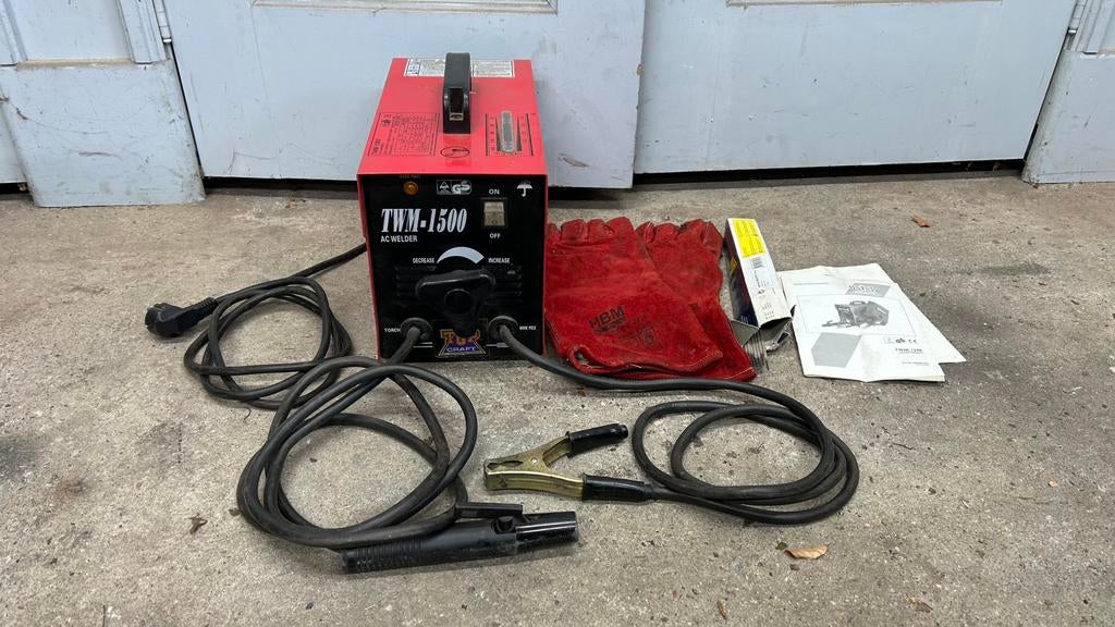 Lasapparaat Elektroden 40-140A 230V, Doe-het-zelf en Verbouw, Gereedschap | Lasapparaten, Ophalen, Gebruikt, Minder dan 150 ampère