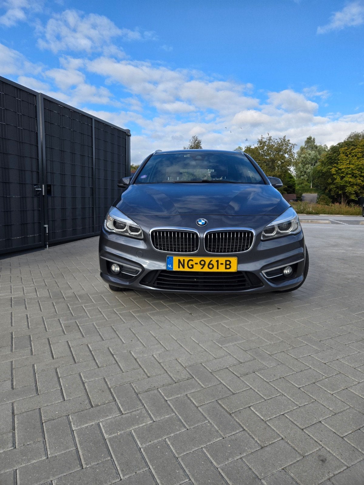 Foto 2 van BMW 218i Active Tourer Luxury | Automaat | 133.500 km NAP