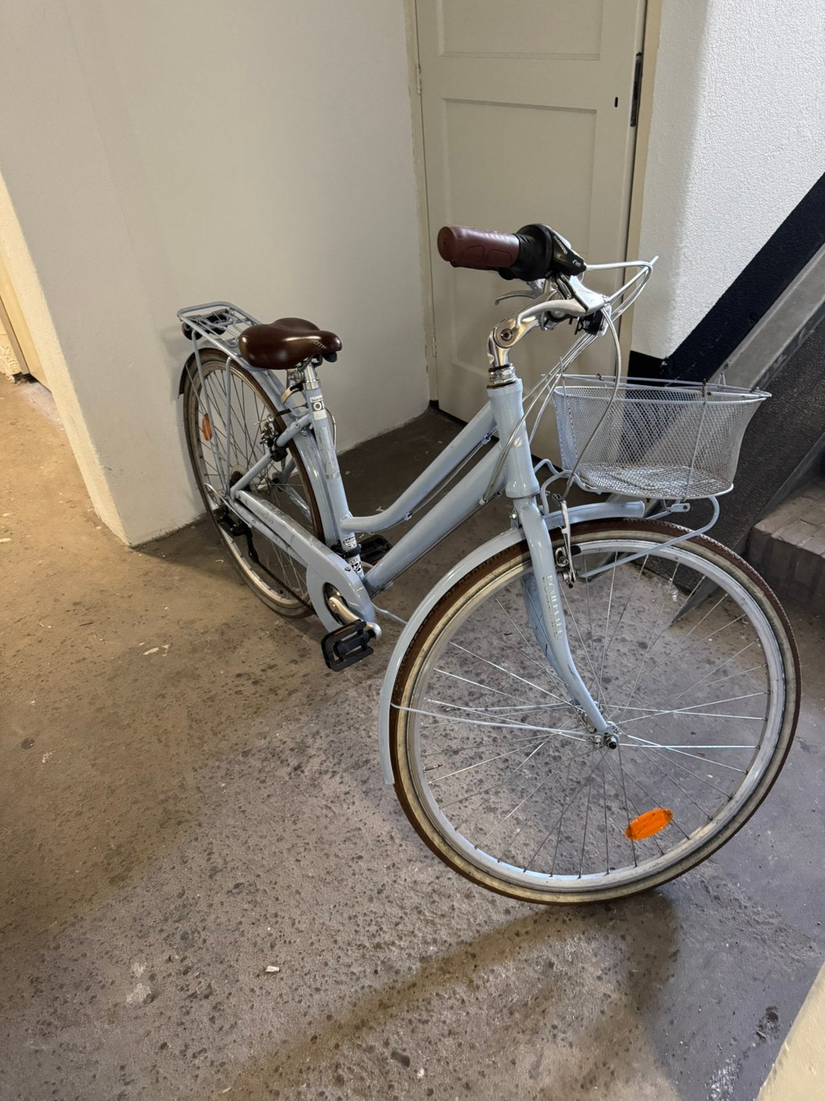 MBM Boulevard Damesfiets - Comfortabele Stadsfiets, Fietsen en Brommers, Fietsen | Dames | Damesfietsen, Gebruikt, Velgrem, Versnellingen