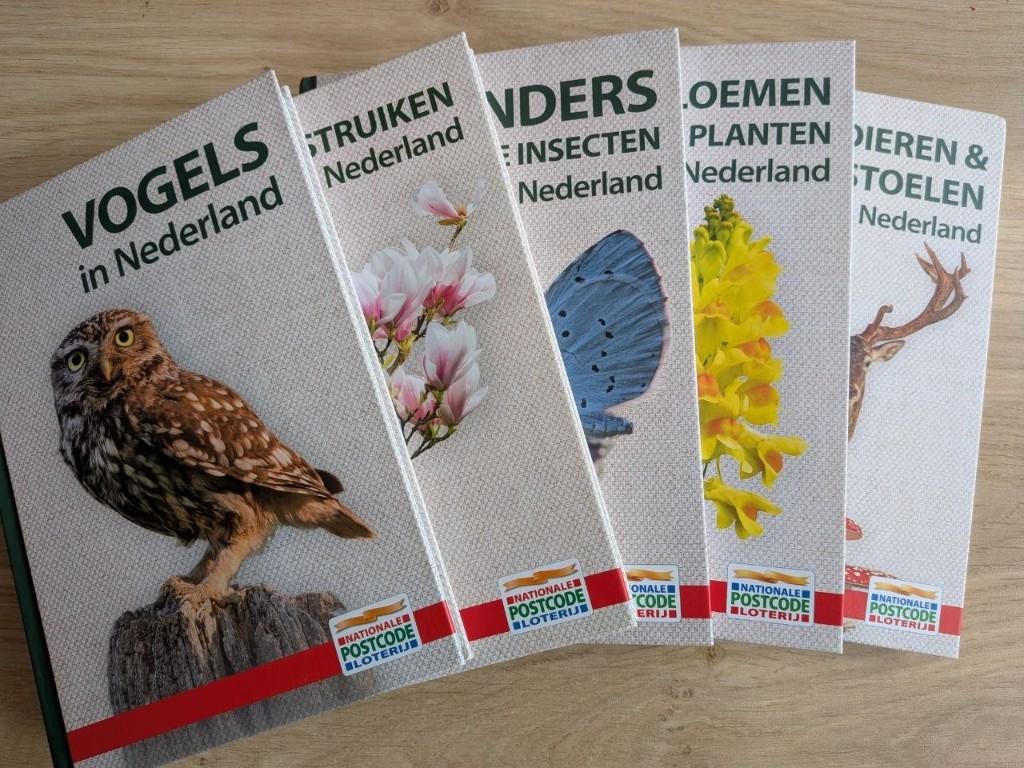 5× Boeken | Nationale Natuur boeken ( Vogels, Vlinders etc ), Ophalen, Zo goed als nieuw, Vogels, Nationale Postcode Loterij