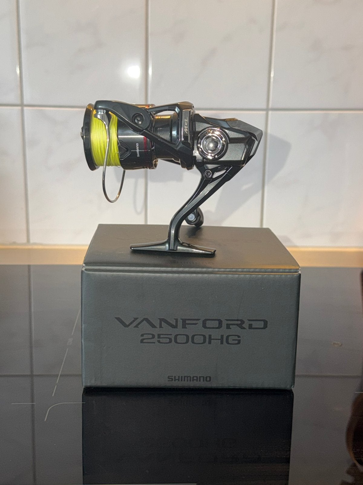 Shimano vanford 2500 hg 2500hg molen, Watersport en Boten, Hengelsport | Roofvissen, Ophalen of Verzenden, Zo goed als nieuw, Molen