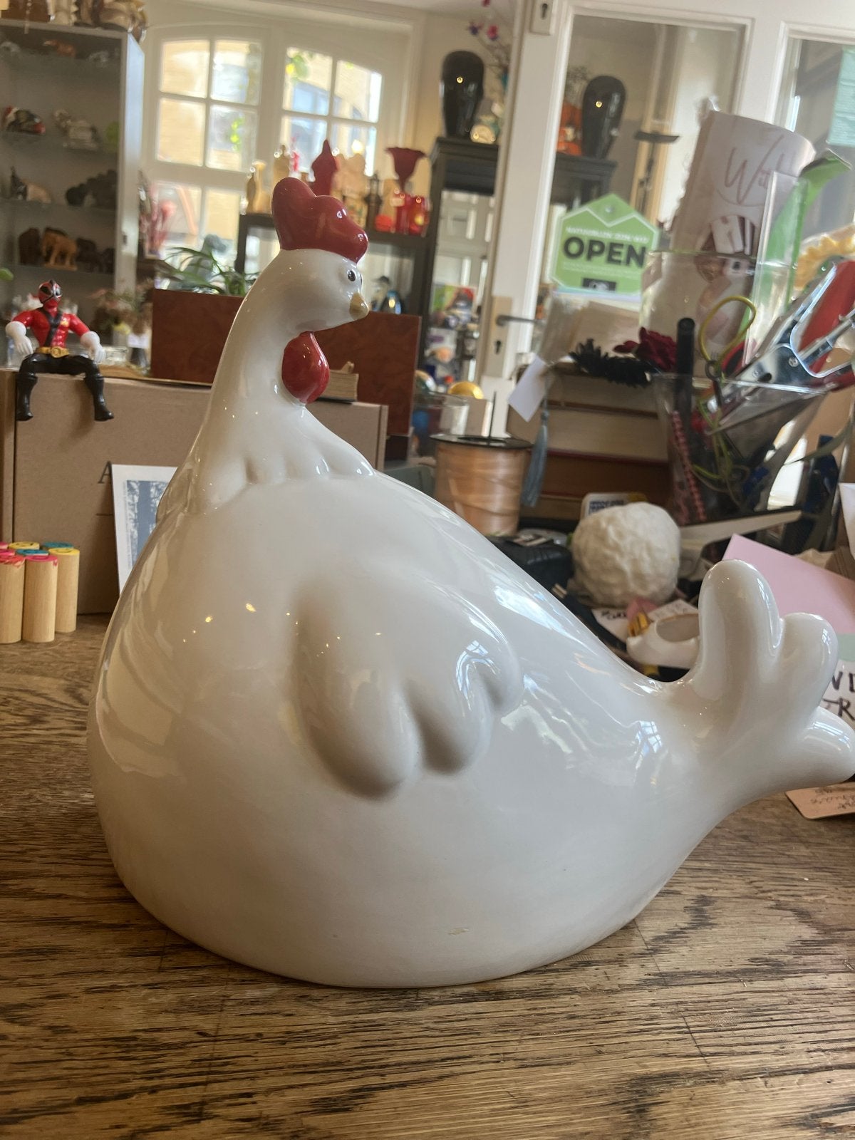 Vintage Keramieken Kip Decoratie - Wit met Rode Details, Huis en Inrichting, Vintage, Ophalen of Verzenden, Zo goed als nieuw