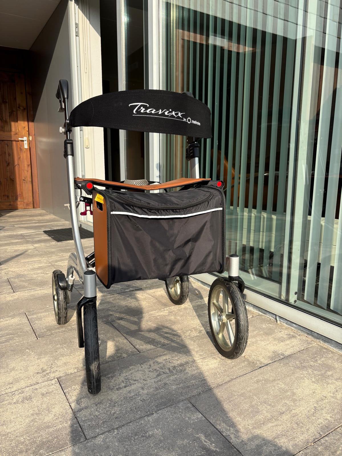 Luxe en degelijke rollator, Diversen, Ophalen, Zo goed als nieuw