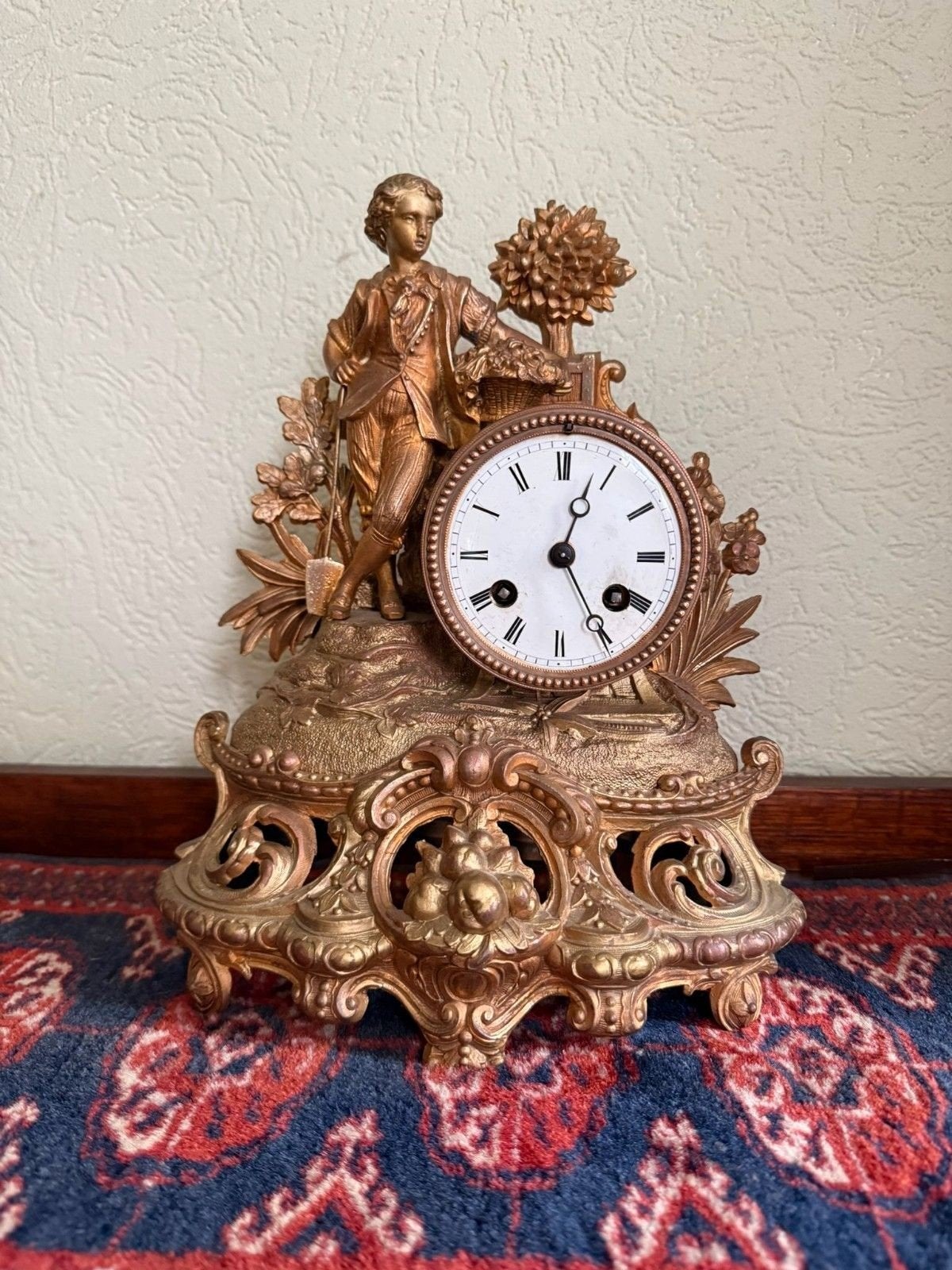 Antieke Franse pendule met figuur landbouwer., Antiek en Kunst, Ophalen of Verzenden