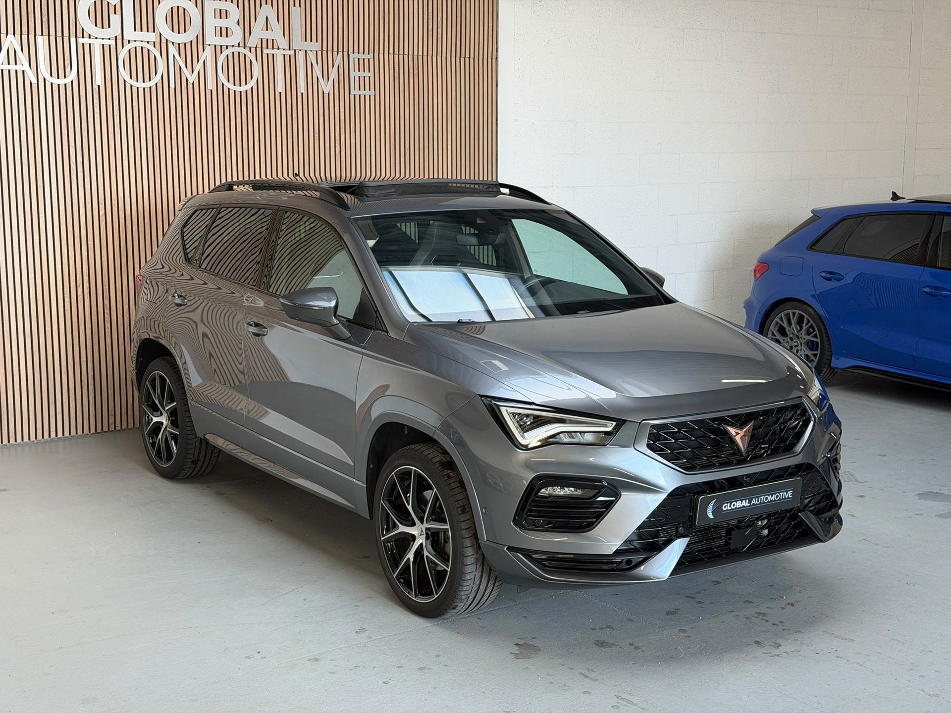 Cupra Ateca 1.5 TSI ACT V - PANORAMADAK - KUIPSTOELEN - CAME, Auto's, Zwart, 4 cilinders, 150 pk, Ateca