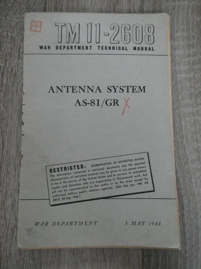 Voorschrift Antenna System AS-81/GR,  1944., Verzamelen, Militaria | Tweede Wereldoorlog, Ophalen of Verzenden, Landmacht, Amerika