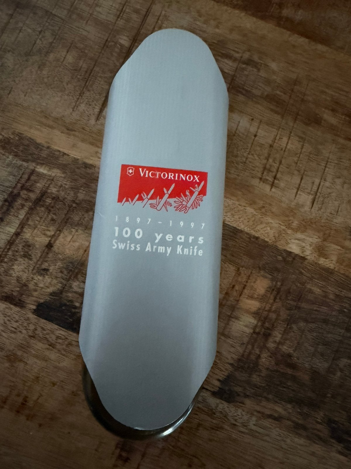 Victorinox 100 years anniversary zakmes, I, Nieuw, Ophalen of Verzenden, I