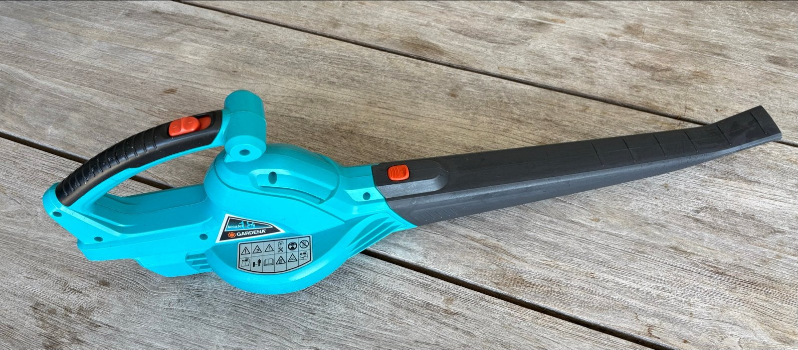 Gardena Accu Bladblazer LI-18 en Grastrimmer Set, Ophalen, Gebruikt, Accu, Handgedragen