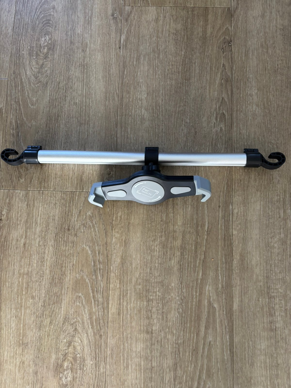 Car headrest mount (tablet/Ipad steun auto), Verzenden, Zo goed als nieuw