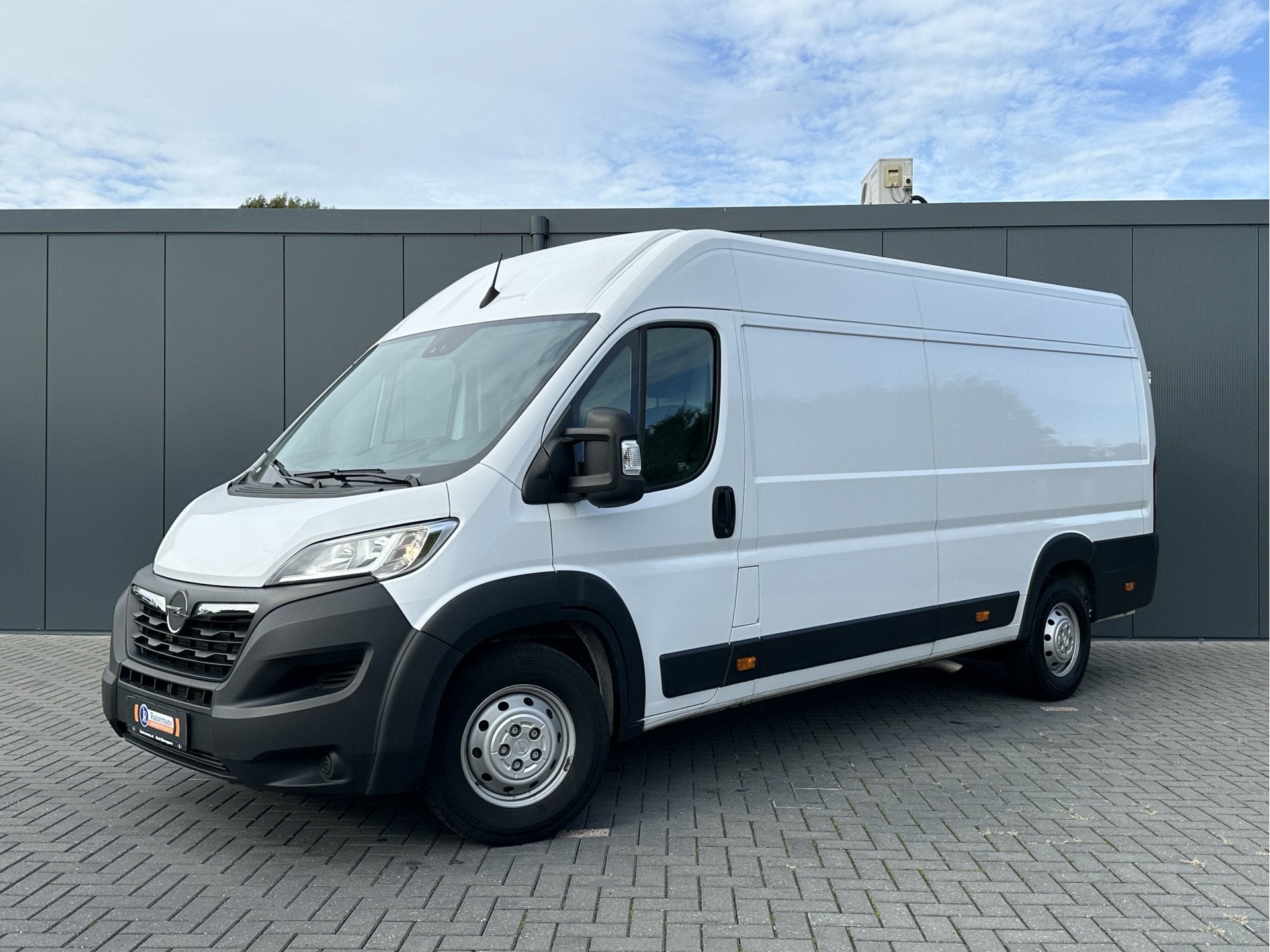 Opel Movano 2.2D 140 PK MAXI / L4H2 / ! WORDT VERWACHT 9x MO, Gebruikt, Euro 6, 4 cilinders, Wit