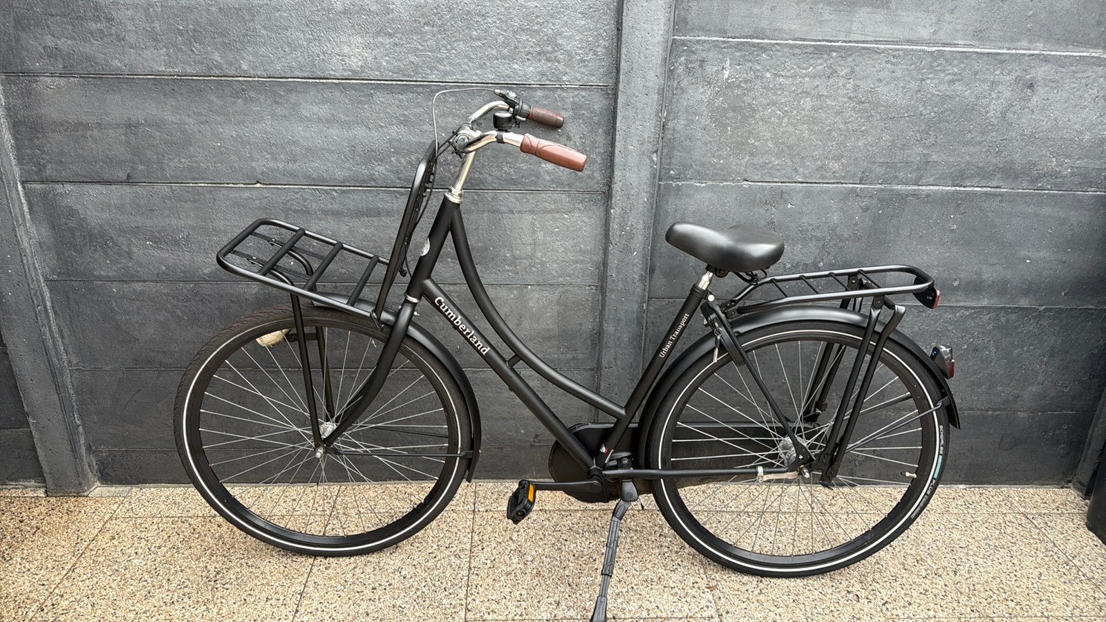 Zeer nette transportfiets Cumberland 28 inch.3 versnellingen, Fietsen en Brommers, Terugtraprem, 53 tot 56 cm, Versnellingen, Ophalen of Verzenden