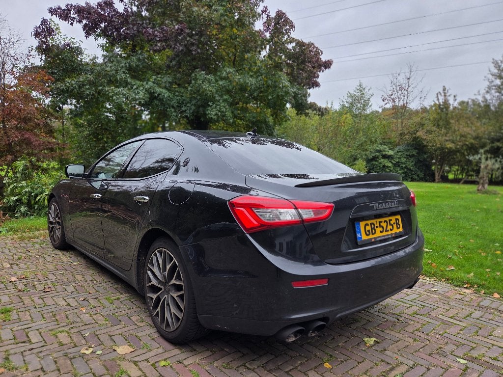 Maserati Ghibli 3.0 D 2015 Zwart (Black Beauty), Auto's, Automaat, Euro 5, Zwart, Origineel Nederlands