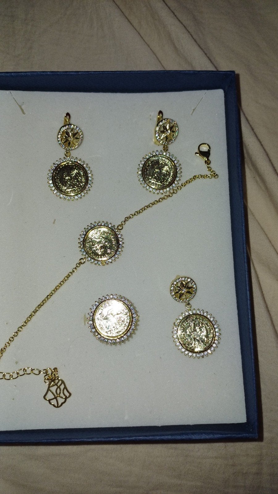 Nieuw setje, Sieraden, Tassen en Uiterlijk, Ringen, Overige materialen, Nieuw, Ophalen of Verzenden, Dame
