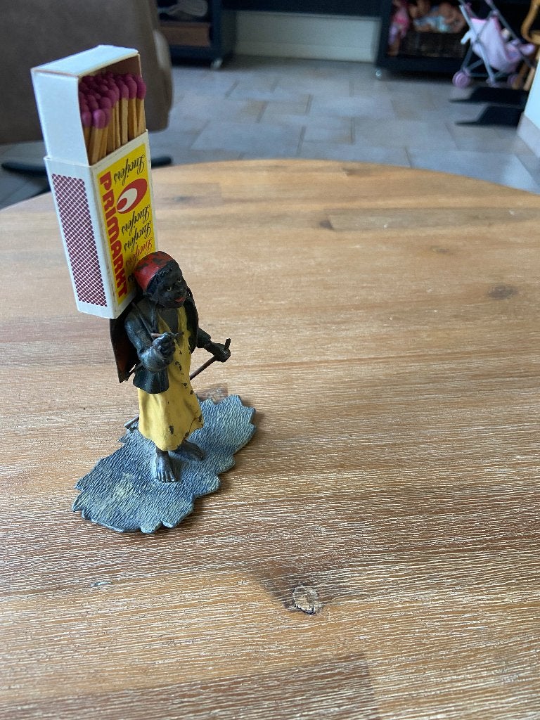 Vintage luciferhouder beeldje, Ophalen of Verzenden, Gebruikt, Luciferdoosjes of -merken