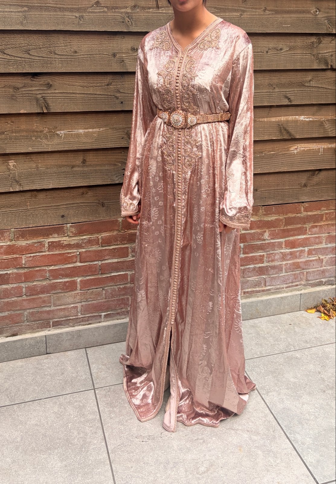 Handgemaakte Roze Kaftan met Borduurwerk en Riem, Maat 38/40 (M), Ophalen of Verzenden, Zo goed als nieuw, Roze