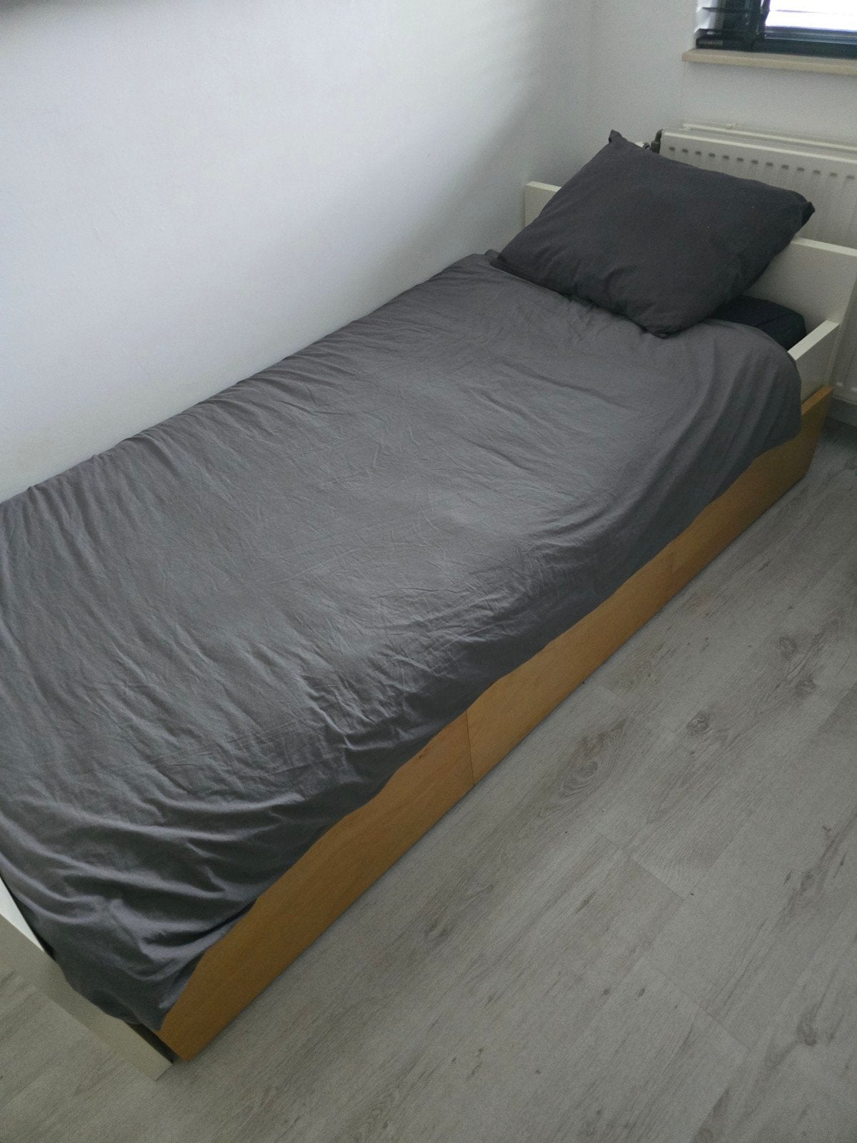ikea bed 3 grote lades, Ophalen, Zo goed als nieuw, Eenpersoons