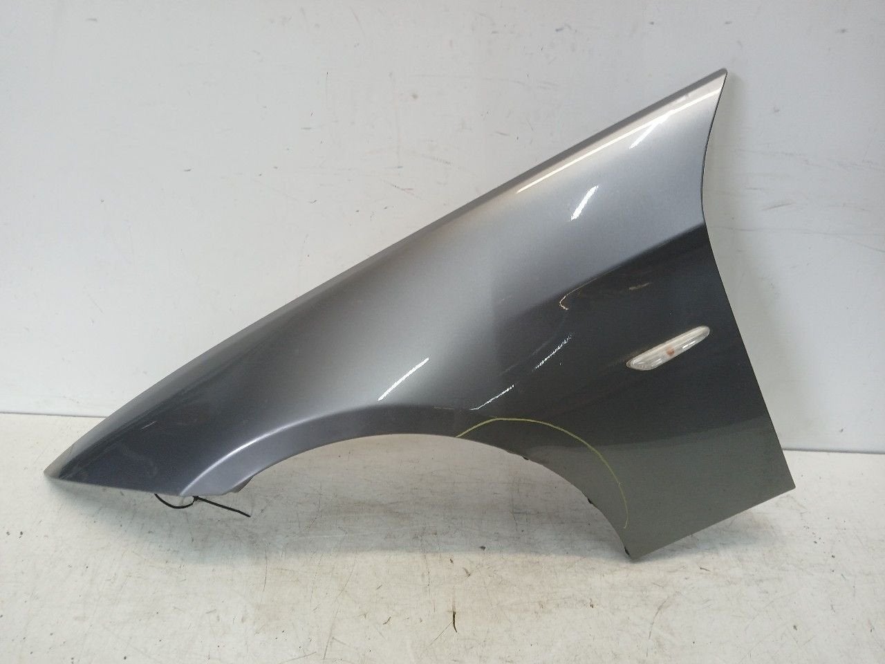 Spatbord links voor BMW 3 serie, Auto-onderdelen, Onderdelen@venauto.nl, Van der Ven Autorecycling B.V., Gebruikt, Ettenseweg 76, 4706 PB Roosendaal, The Netherlands