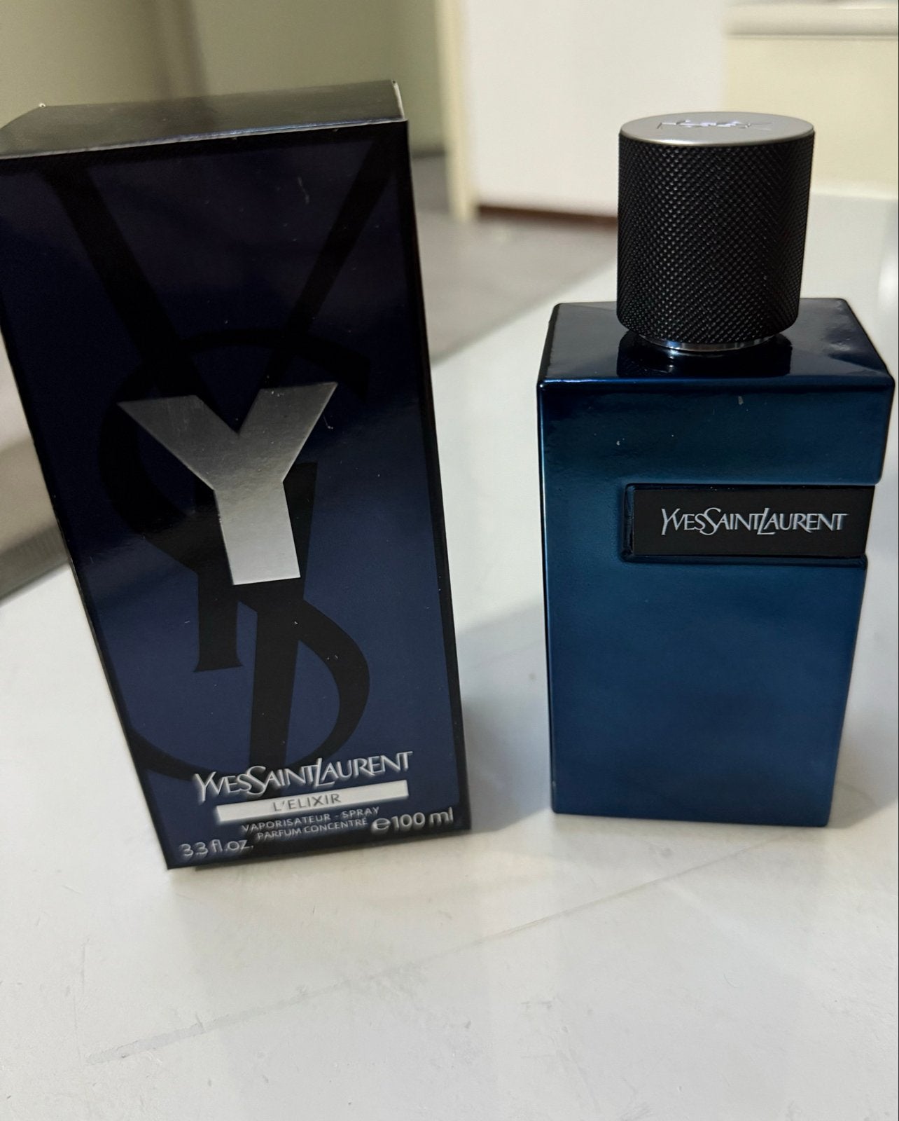 Yves Saint Laurent Y L'Elixir Parfum Concentré 100ml, Ophalen of Verzenden, Zo goed als nieuw