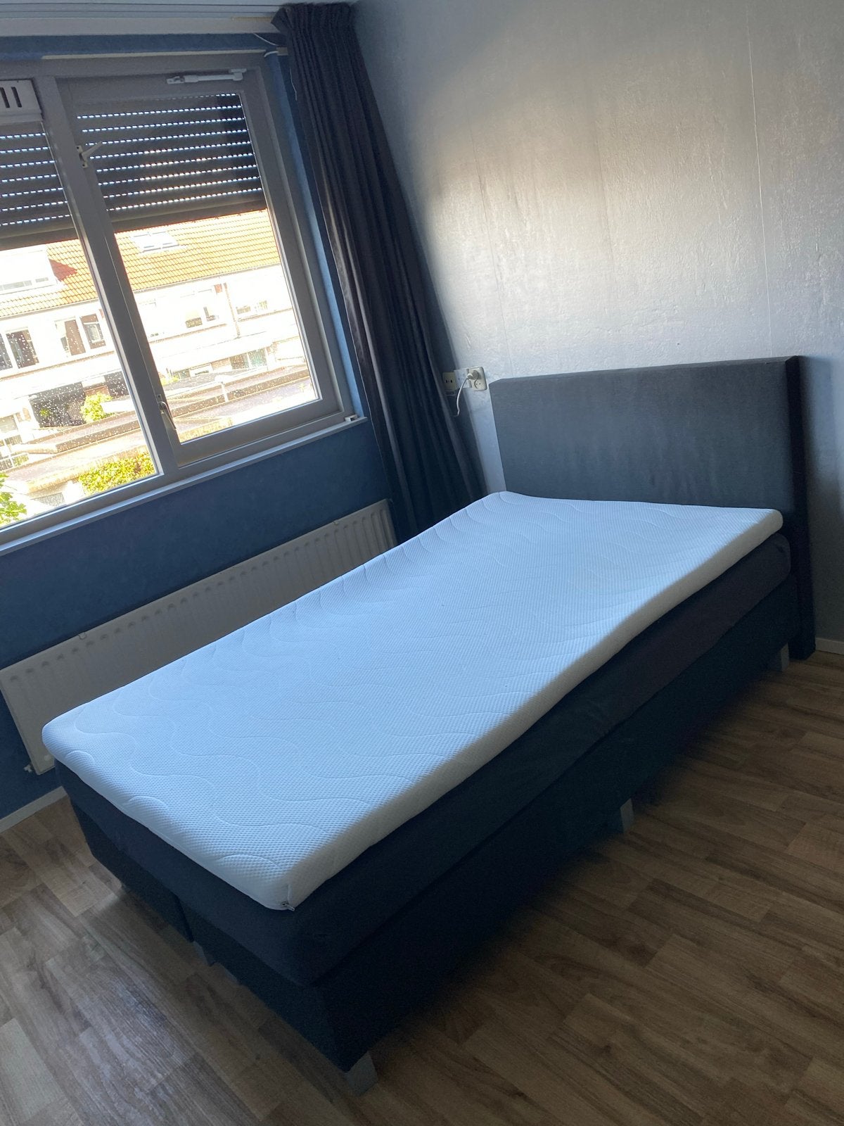 Twijfelaar boxspring 120x200 met topper - Antraciet grijs, Ophalen of Verzenden, Zo goed als nieuw, Twijfelaar, 120 cm