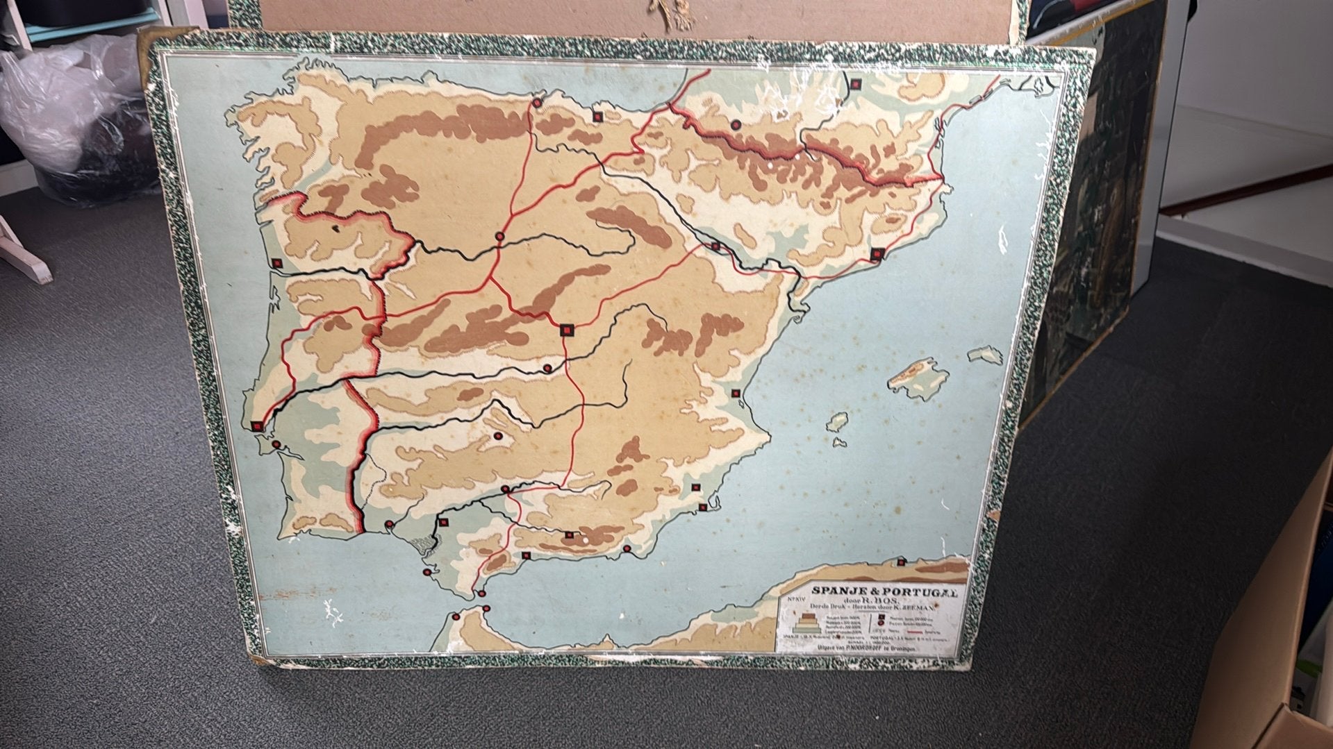 Spanje en Portugal 72/ 85 cm, Ophalen