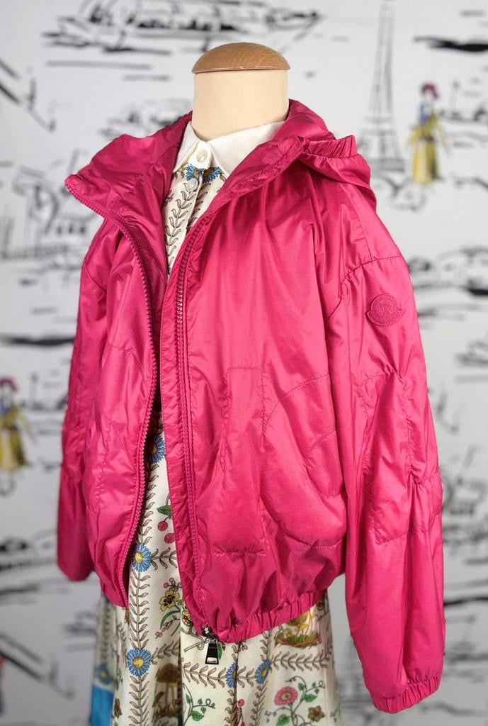Moncler roze Aisling zomerjas maat 8, Kinderen en Baby's, Kinderkleding | Maat 128, Moncer EU, Zo goed als nieuw, Moncler, Customercare@moncler.com