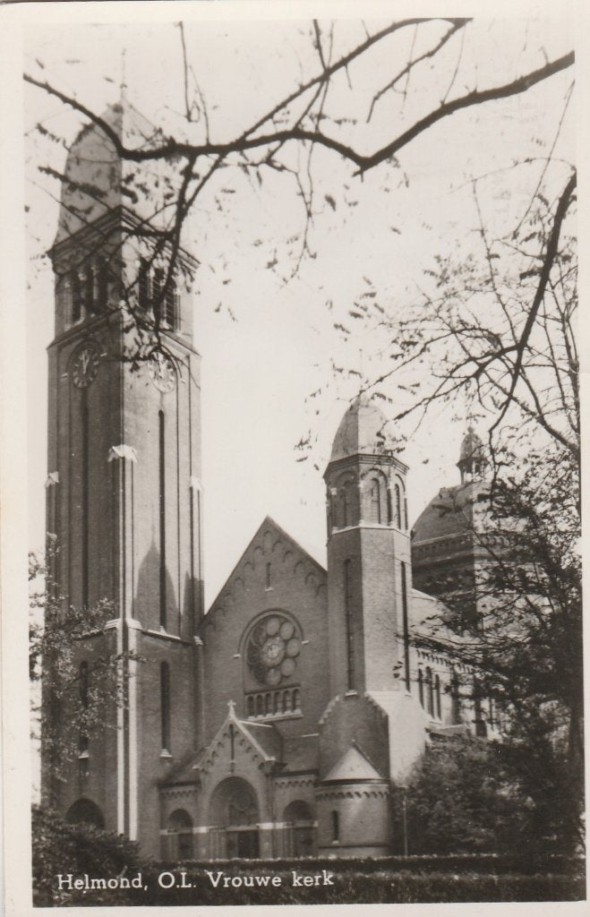 helmond- o.l.vrouwe kerk, Ophalen of Verzenden, 1940 tot 1960, Noord-Brabant