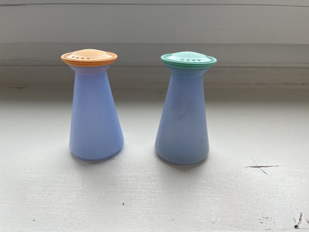Tupperware zout- en pepervaatjes set, Gebruikt, Overige kleuren, Overige typen, Ophalen of Verzenden