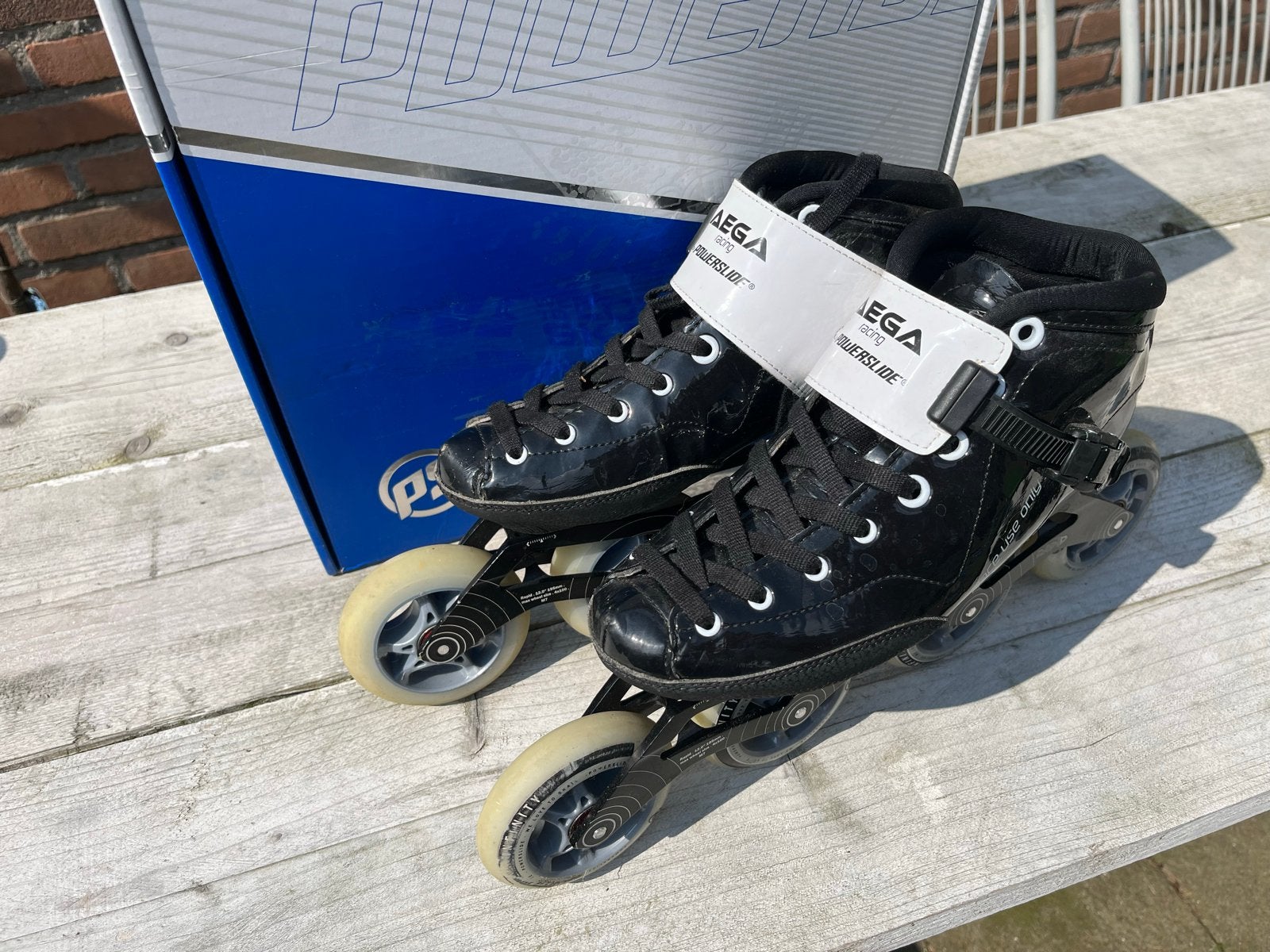 Powerslide Aega Inline Skates - Zwart, Maat 42, Sport en Fitness, Ophalen of Verzenden, Zo goed als nieuw, Overige typen