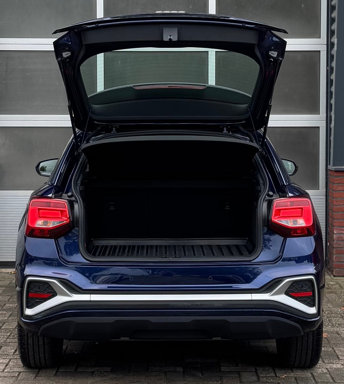 Foto 11 van Audi Q2 35 TFSI S-line Edition| Apple CarPlay | Camera | Dig