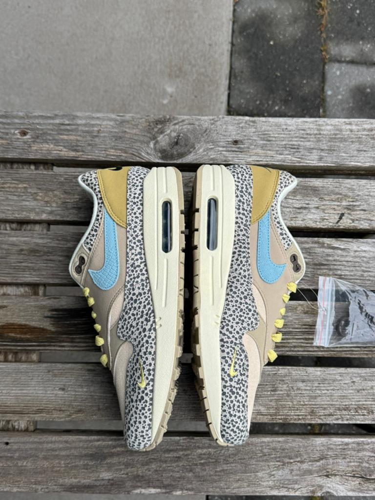 Nike Air Max 1 Safari Cobblestone 42 Eu, Overige kleuren, Nieuw, Ophalen of Verzenden, Sneakers of Gympen