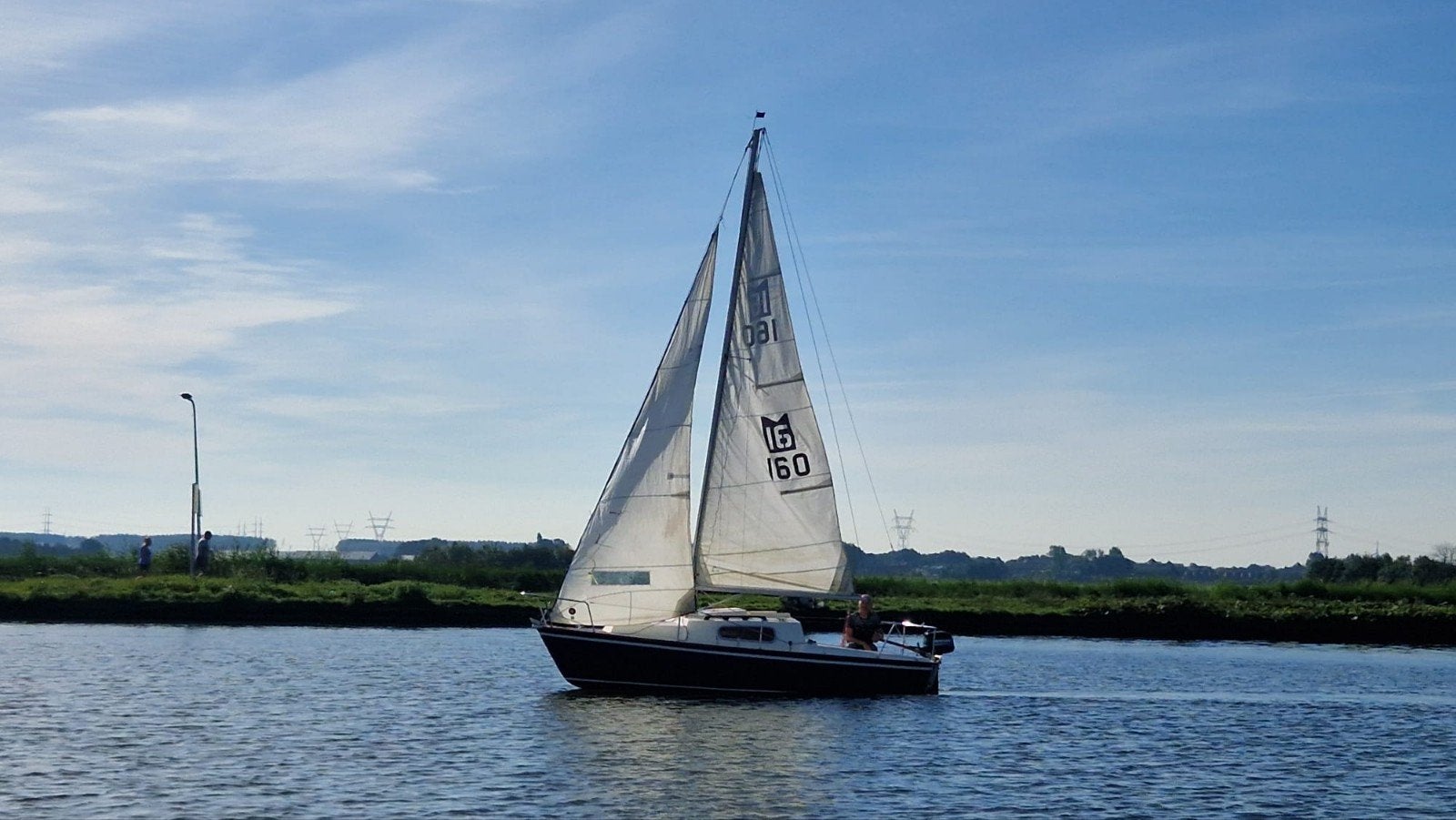 fijne Kajuitzeilboot eventueel met trailer, Watersport en Boten, Ophalen, Polyester, Buitenboordmotor