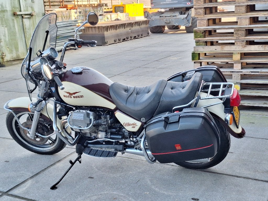 Moto Guzzi California 3, Cardan-aandrijving, 2 cilinders, Gebruikt, Particulier