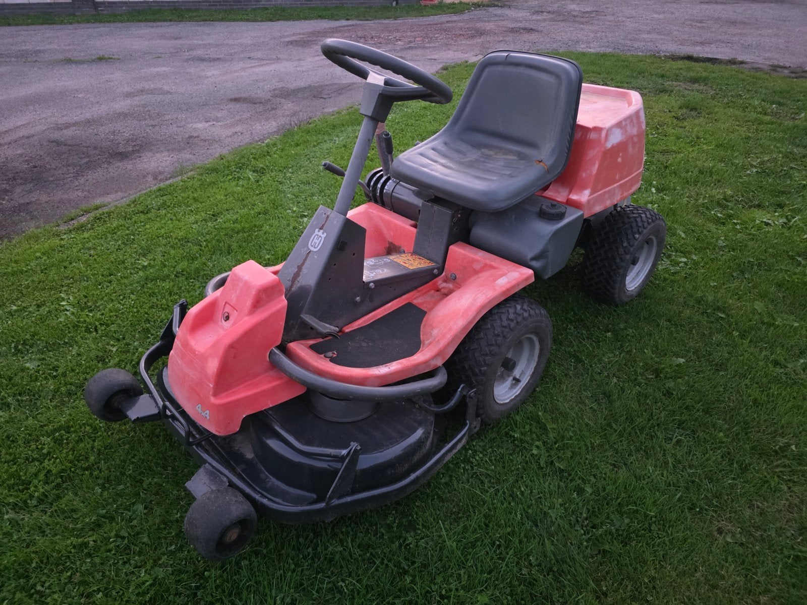 Husqvarna rider 11 Bioclip 90cm maaidek, Tuin en Terras, Gebruikt, Ophalen of Verzenden, 90 tot 120 cm, Elektrische starter