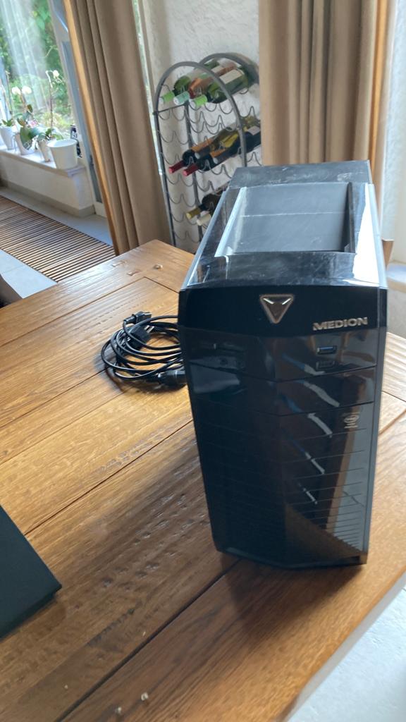 Medion PC, Ophalen, Niet werkend, 3 tot 4 Ghz