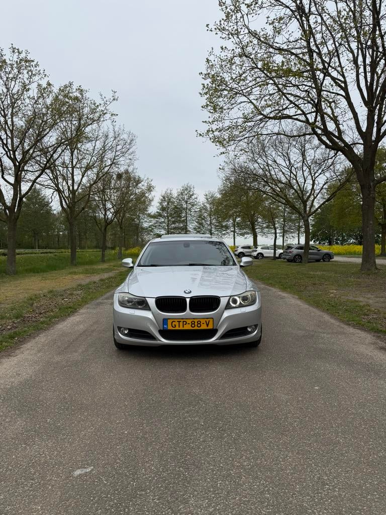 BMW 3-Serie 3.0 D 330 Xdrive AUT 2009 Grijs, Auto's, BMW, Automaat, 15 km/l, 1800 kg, 2993 cc