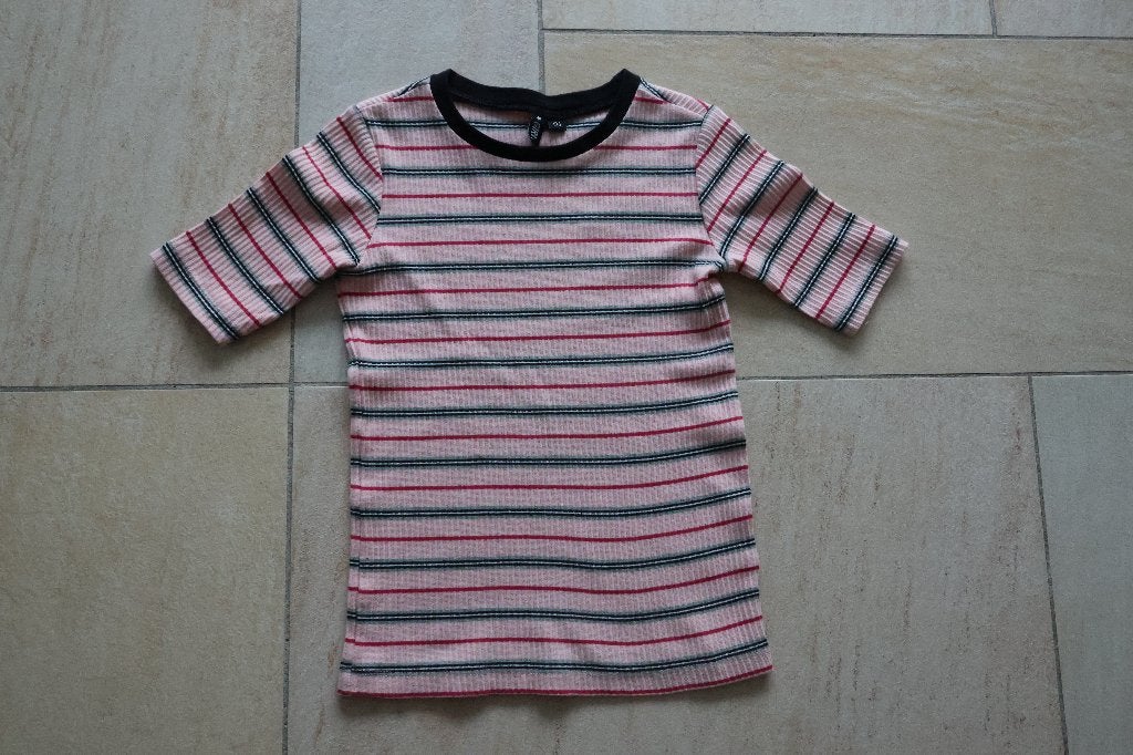 IZGS Shirtje roze 134, Ophalen, Meisje, H&M, Zo goed als nieuw